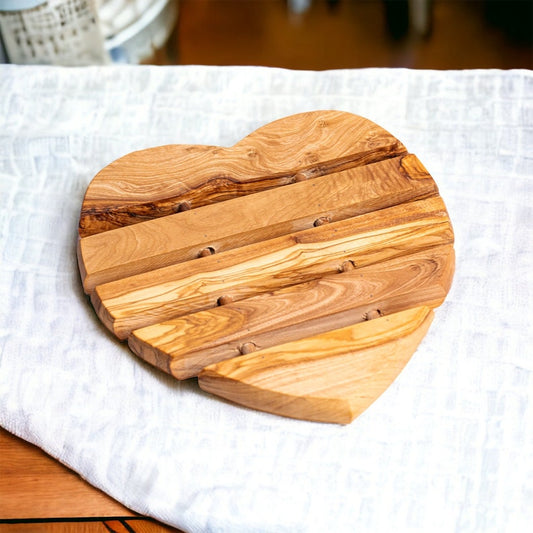 Heart-shaped trivet